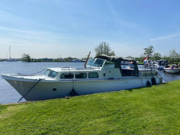 Motorboot Schobbejak in Bodegraven
