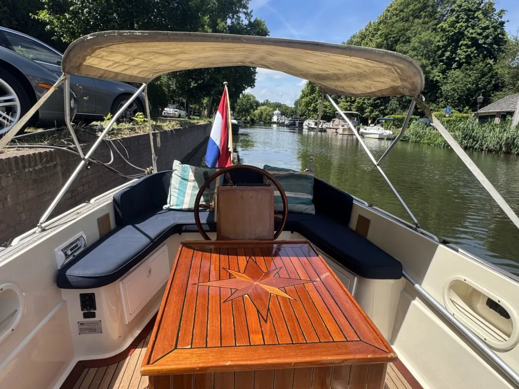 Sloep Lisabel in Maarssen